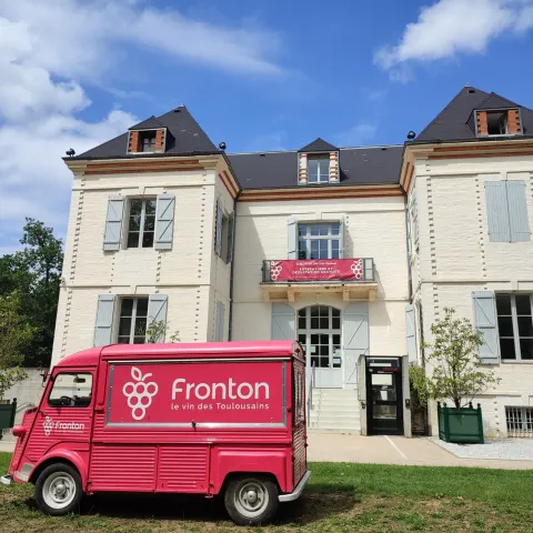 Fronton